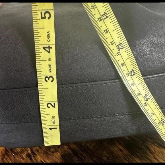 See by Chloe Two Way Shoulder Crossbody Bag in Black Leather (CHXX050) - Picture 12 of 16